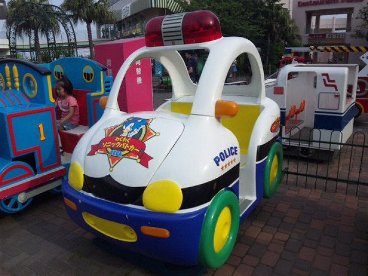 waku-waku-sonic-patrol-car-hakkeijima-sea-paradise.jpg